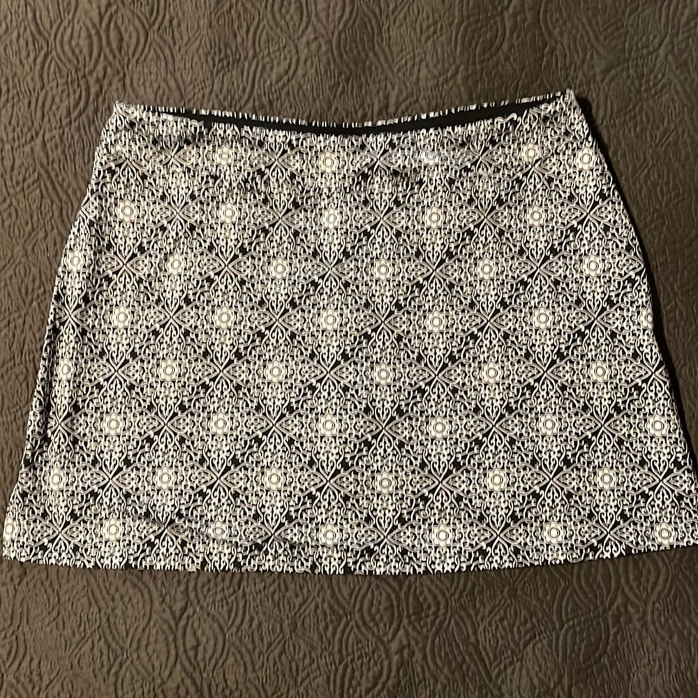 ranquility by Colorado Clothing graphic skort
